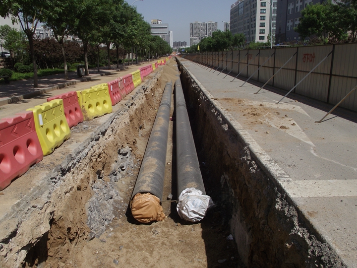 濟南市鳳凰路(工業(yè)北路-經(jīng)十路)熱力工程